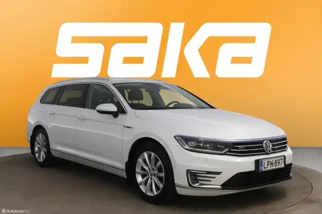 Valkoinen Farmari, Volkswagen Passat – LPN-897