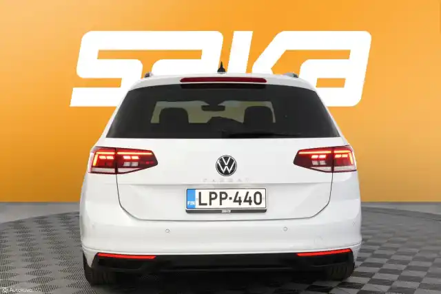 Valkoinen Farmari, Volkswagen Passat – LPP-440