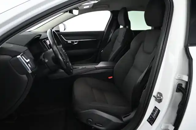 Valkoinen Farmari, Volvo V90 – LPR-369