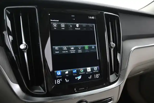 Musta Farmari, Volvo V60 – LPR-620