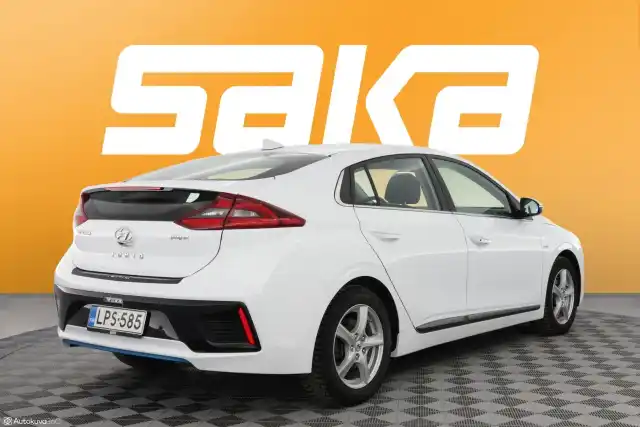 Valkoinen Viistoperä, Hyundai IONIQ PLUG-IN – LPS-585