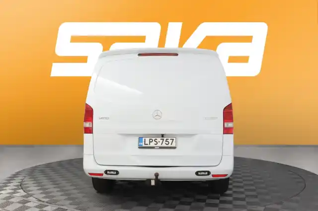 Valkoinen Pakettiauto, Mercedes-Benz Vito – LPS-757