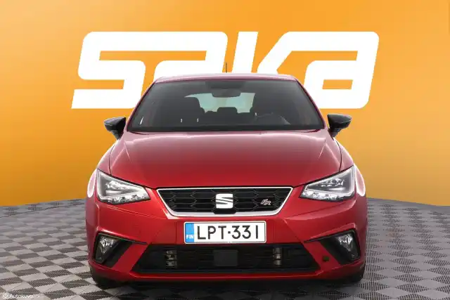 Punainen Viistoperä, Seat Ibiza – LPT-331