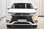 Valkoinen Maastoauto, Mitsubishi Outlander PHEV – LPU-497, kuva 2