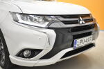 Valkoinen Maastoauto, Mitsubishi Outlander PHEV – LPU-497, kuva 10