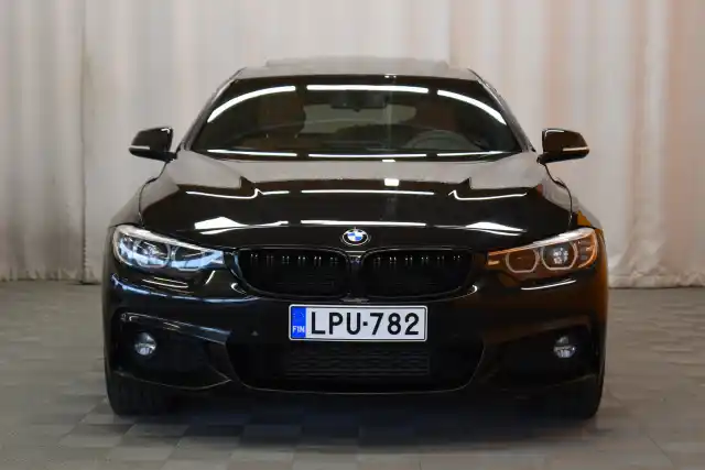 Musta Sedan, BMW 420 – LPU-782