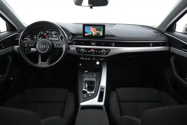 Ruskea Farmari, Audi A4 – LPX-452