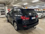 Musta Maastoauto, BMW X5 – LRA-185, kuva 3