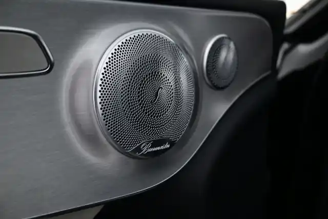Musta Coupe, MERCEDES-BENZ C 63 AMG – LRB-370