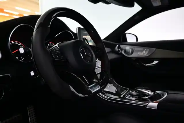 Musta Coupe, MERCEDES-BENZ C 63 AMG – LRB-370