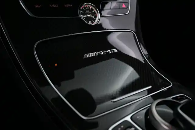 Musta Coupe, MERCEDES-BENZ C 63 AMG – LRB-370