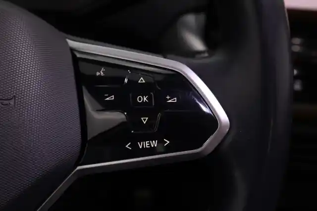 Sininen Maastoauto, Volkswagen ID.4 – LRB-620