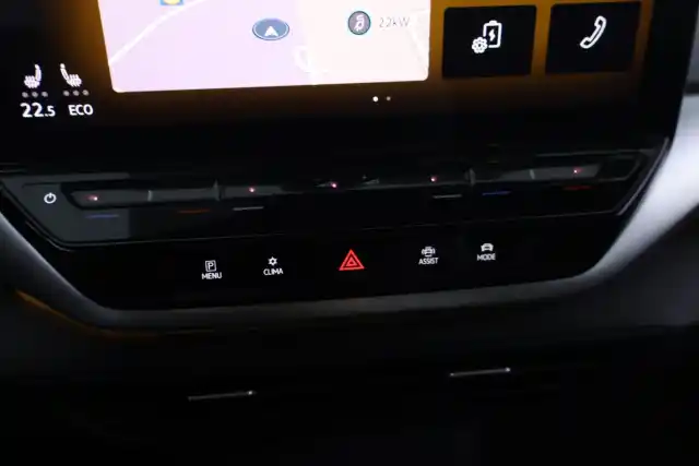 Sininen Maastoauto, Volkswagen ID.4 – LRB-620