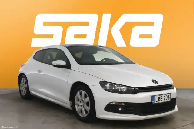 Valkoinen Coupe, Volkswagen Scirocco – LRB-795