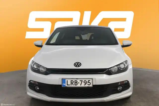 Valkoinen Coupe, Volkswagen Scirocco – LRB-795