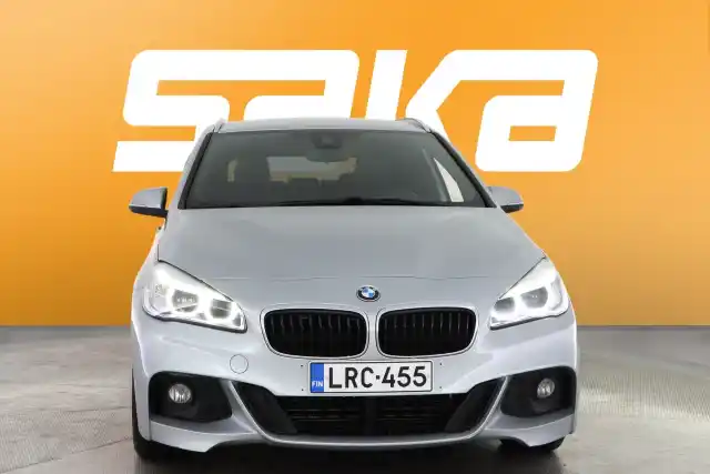  Tila-auto, BMW 225 – LRC-455