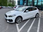Valkoinen Viistoperä, BMW 118 – LRH-711, kuva 2