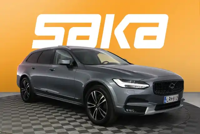 Harmaa Farmari, Volvo V90 Cross Country – LRH-812