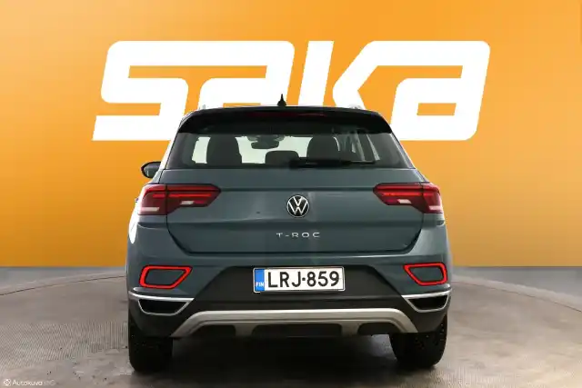 Sininen Maastoauto, Volkswagen T-Roc – LRJ-859