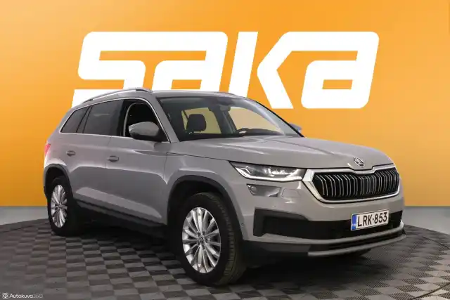 Harmaa Maastoauto, Skoda Kodiaq – LRK-853