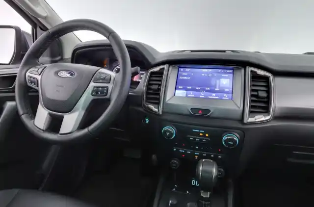 Harmaa Avolava, Ford Ranger – LRK-915