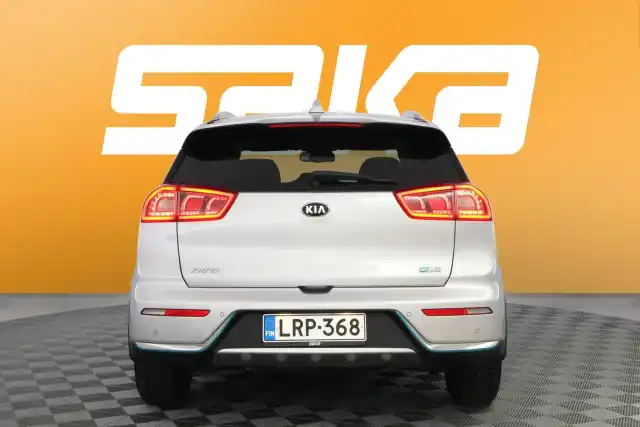 Harmaa Maastoauto, Kia NIRO – LRP-368