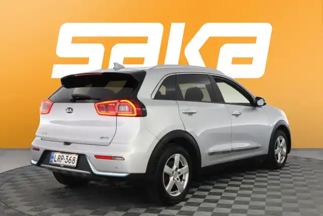 Harmaa Maastoauto, Kia NIRO – LRP-368