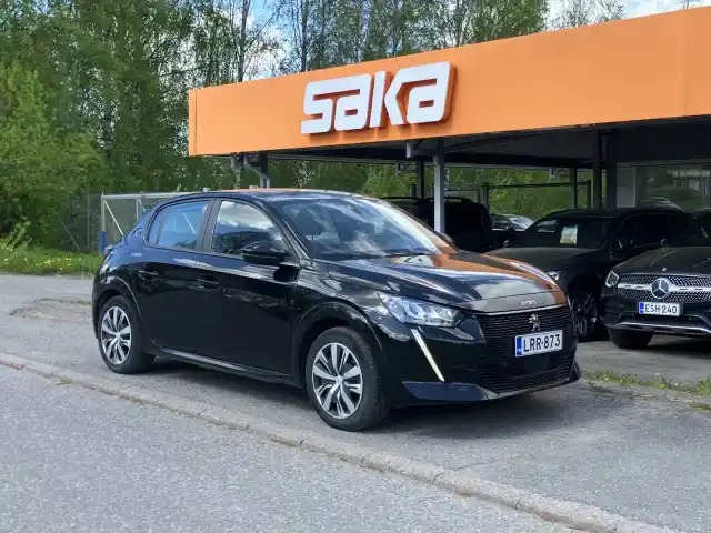 Musta Viistoperä, Peugeot 208 – LRR-873