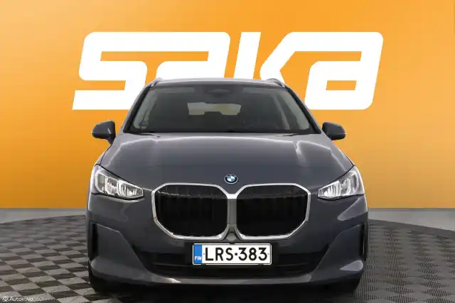 Harmaa Tila-auto, BMW 230 – LRS-383