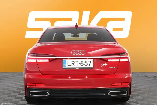 Punainen Sedan, Audi A6 – LRT-657