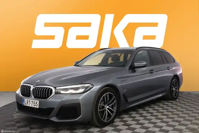 Sininen Farmari, BMW 530 – LRT-755