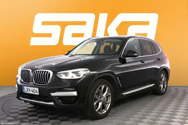 Musta Maastoauto, BMW X3 – LRV-404