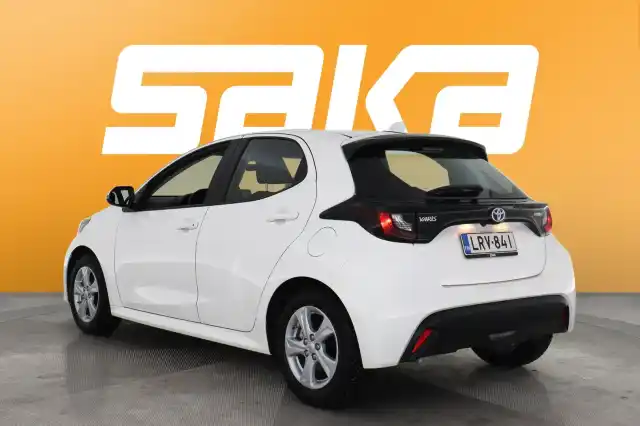 Valkoinen Viistoperä, Toyota Yaris – LRV-841