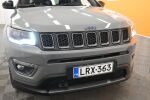 Harmaa Maastoauto, Jeep Compass – LRX-363, kuva 10