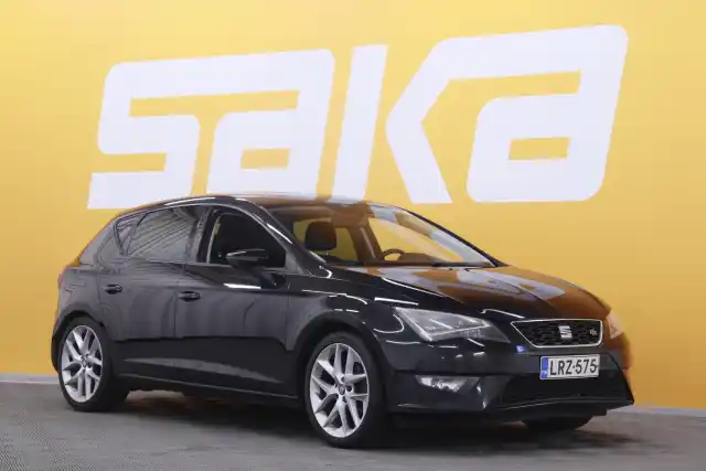 Musta Viistoperä, Seat Leon – LRZ-575