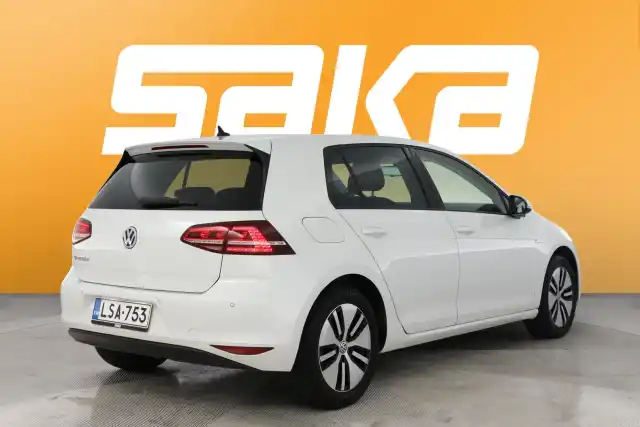 Valkoinen Viistoperä, Volkswagen Golf – LSA-753