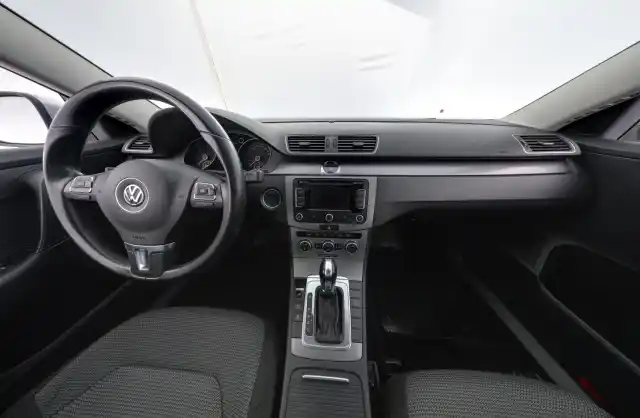 Hopea Farmari, Volkswagen Passat – LSB-135