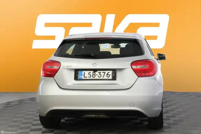 Harmaa Viistoperä, Mercedes-Benz A – LSB-376