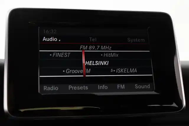 Harmaa Viistoperä, Mercedes-Benz A – LSB-376