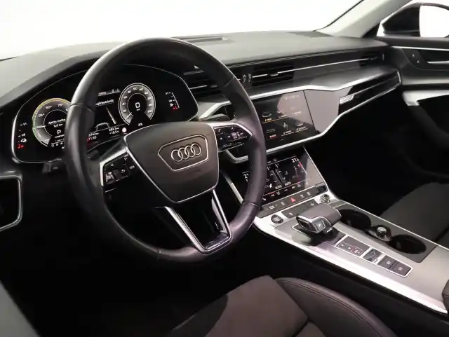 Musta Sedan, Audi A6 – LSC-229