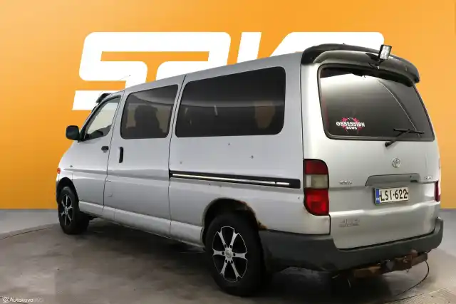 Hopea Henkilöauto, Toyota HIACE – LSI-622