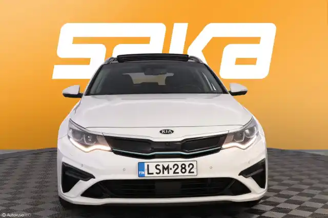 Valkoinen Farmari, Kia Optima – LSM-282