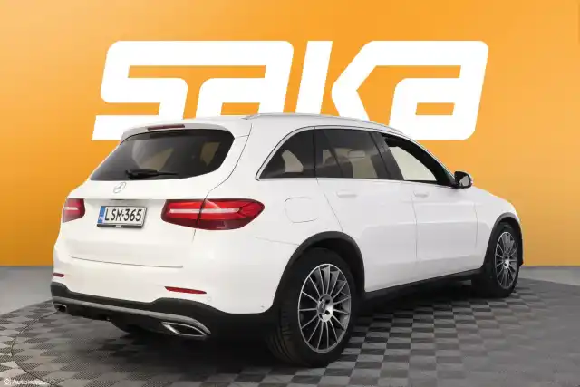 Valkoinen Maastoauto, Mercedes-Benz GLC – LSM-365