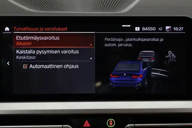 Sininen Sedan, BMW 320 – LSM-490