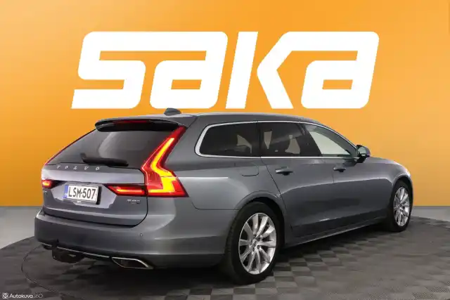 Harmaa Farmari, Volvo V90 – LSM-507