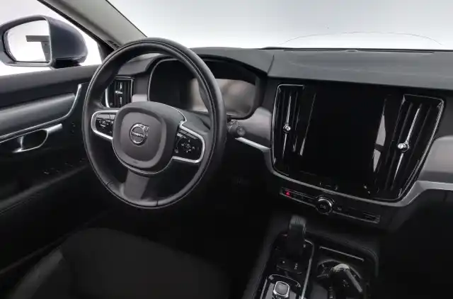Harmaa Farmari, Volvo V90 – LSM-507