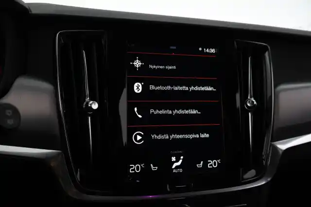 Harmaa Farmari, Volvo V90 – LSM-507