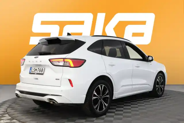 Valkoinen Maastoauto, Ford Kuga – LSM-768