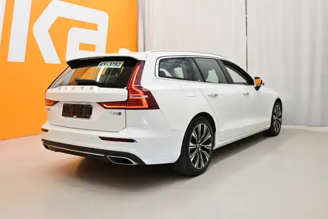 Valkoinen Farmari, Volvo V60 – LSP-266