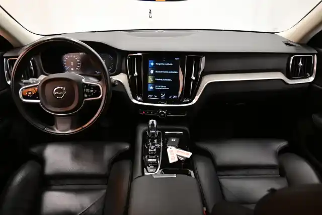 Valkoinen Farmari, Volvo V60 – LSP-266